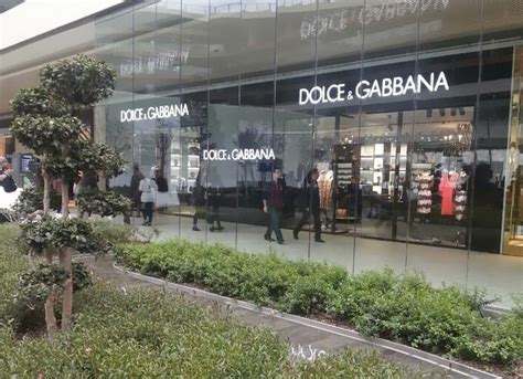 zorlu dolce gabbana|zorlu gucci square floor.